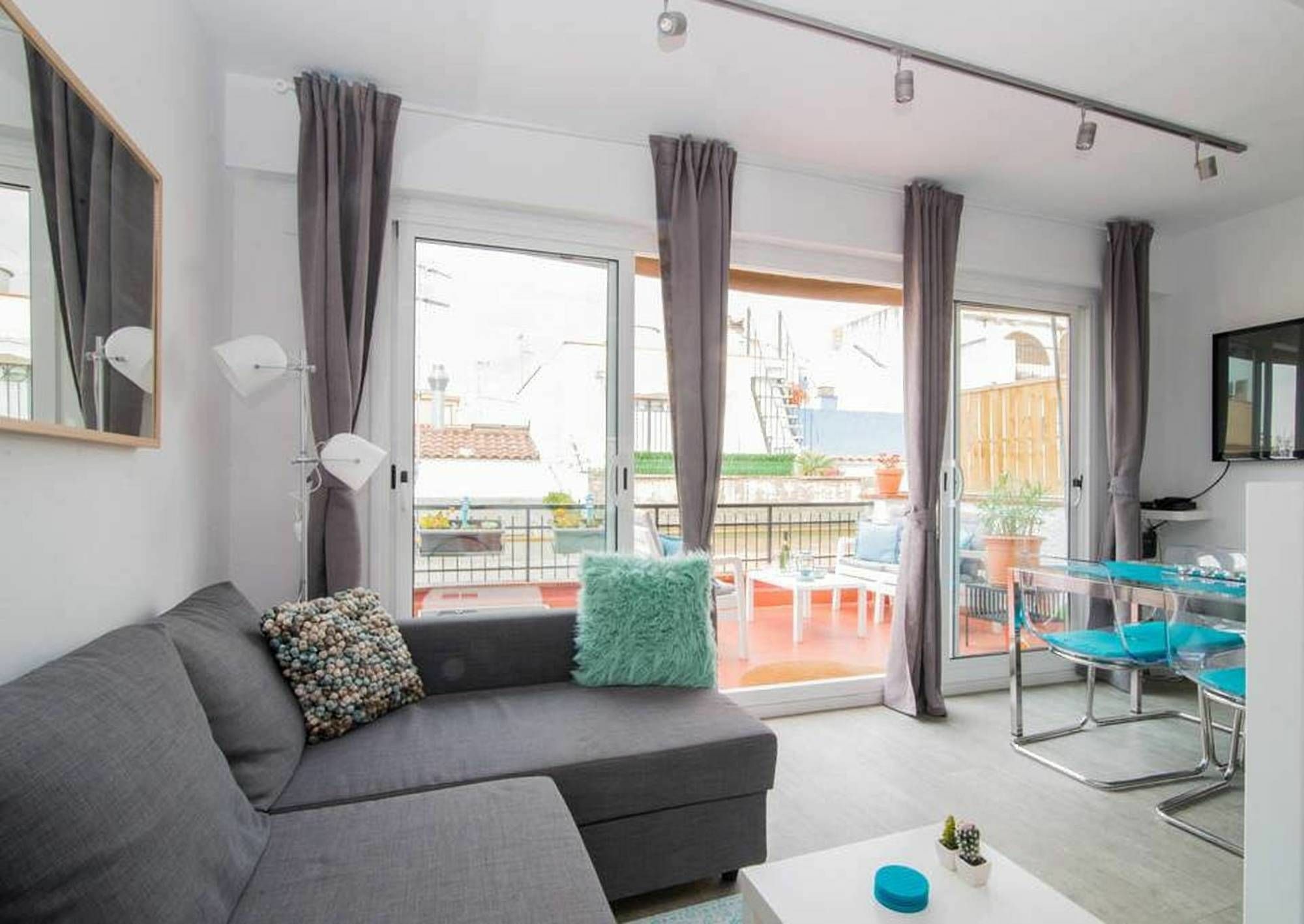 Pure Chill Apartment シッチェス エクステリア 写真